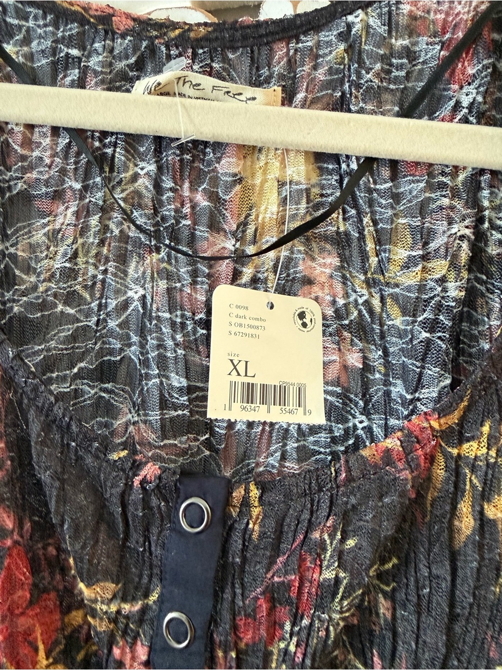 NWT Free People Angelina Crop Button Down Long Sleeve Top Black w Floral XL - Picture 5 of 6
